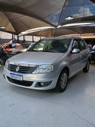 RENAULT LOGAN 1.0 EXPRESSION 16V FLEX 4P MANUAL RENAULT LOGAN 1.0 EXPRESSION 16V FLEX 4P MANUAL